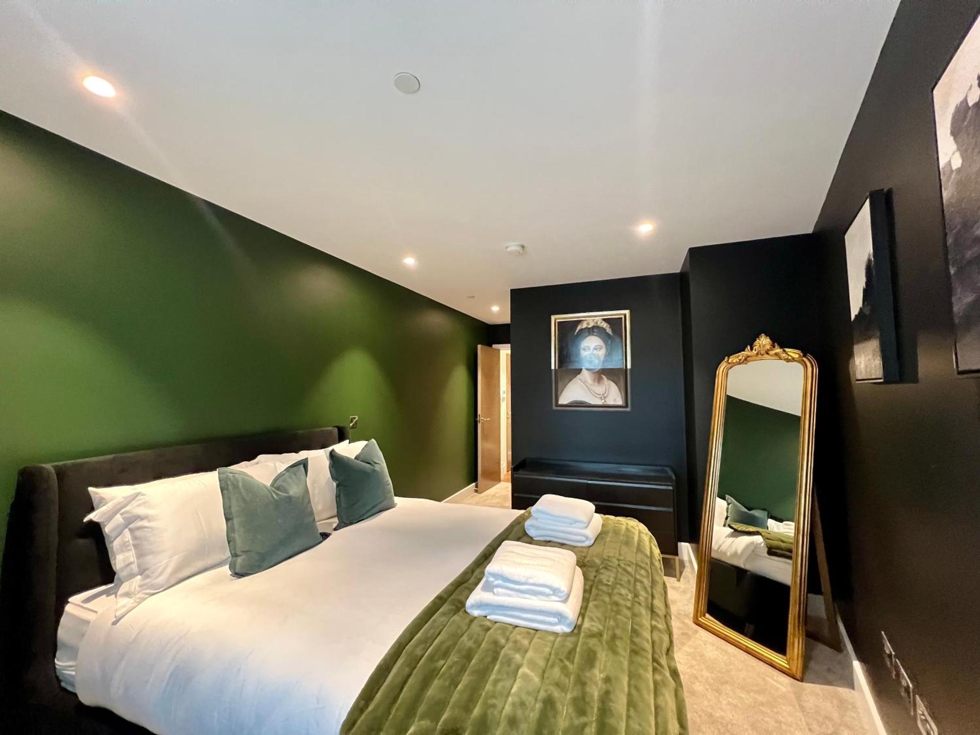 Appartamento The Midnight Garden Escape At Ryedale House York Esterno foto
